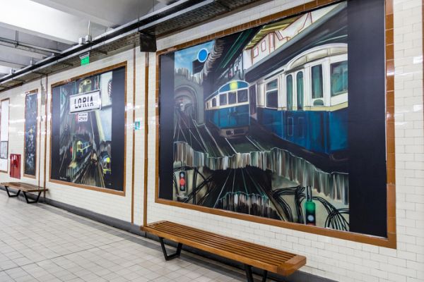 Pintura a l'estació de Loria. /Foto: Yanina Fernández