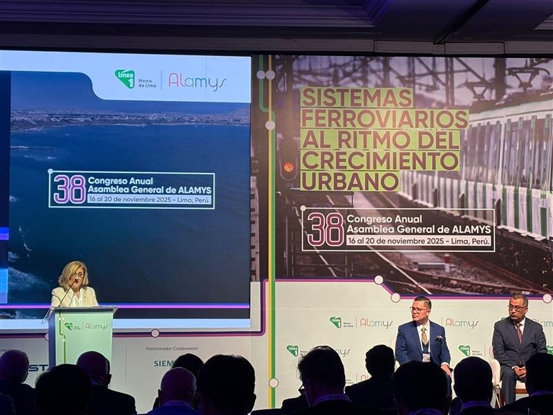 TMB present a l'assamblea general d'ALAMYS celebrada a Lima. /Foto: TMB