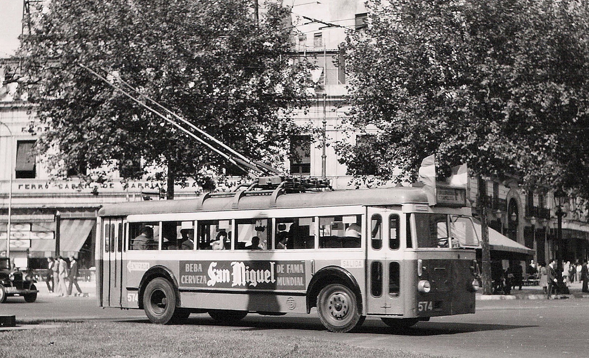 Troleibus tipus B, número 574 / Foto: Arxiu TMB