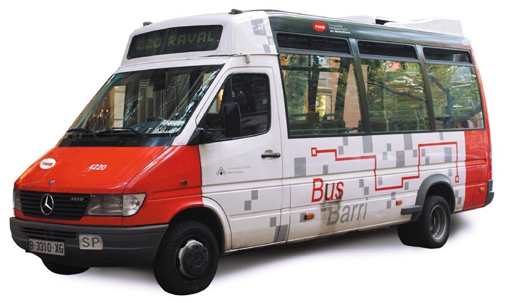 Els minibusos caracteístics de les línies de bus del barri / Arxiu TMB