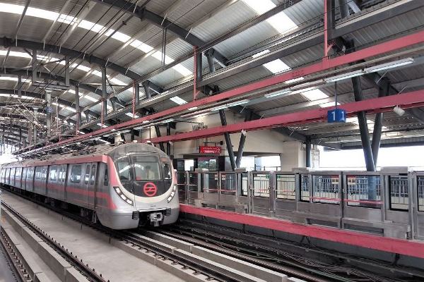 Inaugurat un tram de 21 km. de la línia Rosa del metro de Delhi / Imatge: The Metro Rail Guy