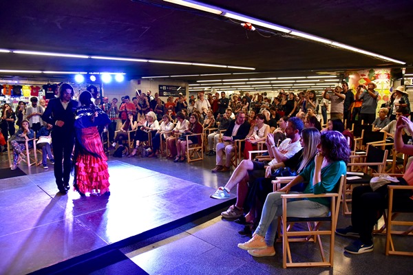 Un moment de l'espectacle 'Nosotras, vosotras y ellos / Foto: Pep Herrero (TMB)