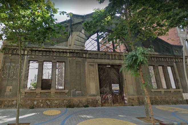 Estat actual del fragment de façana preservat / Foto: Google Street View