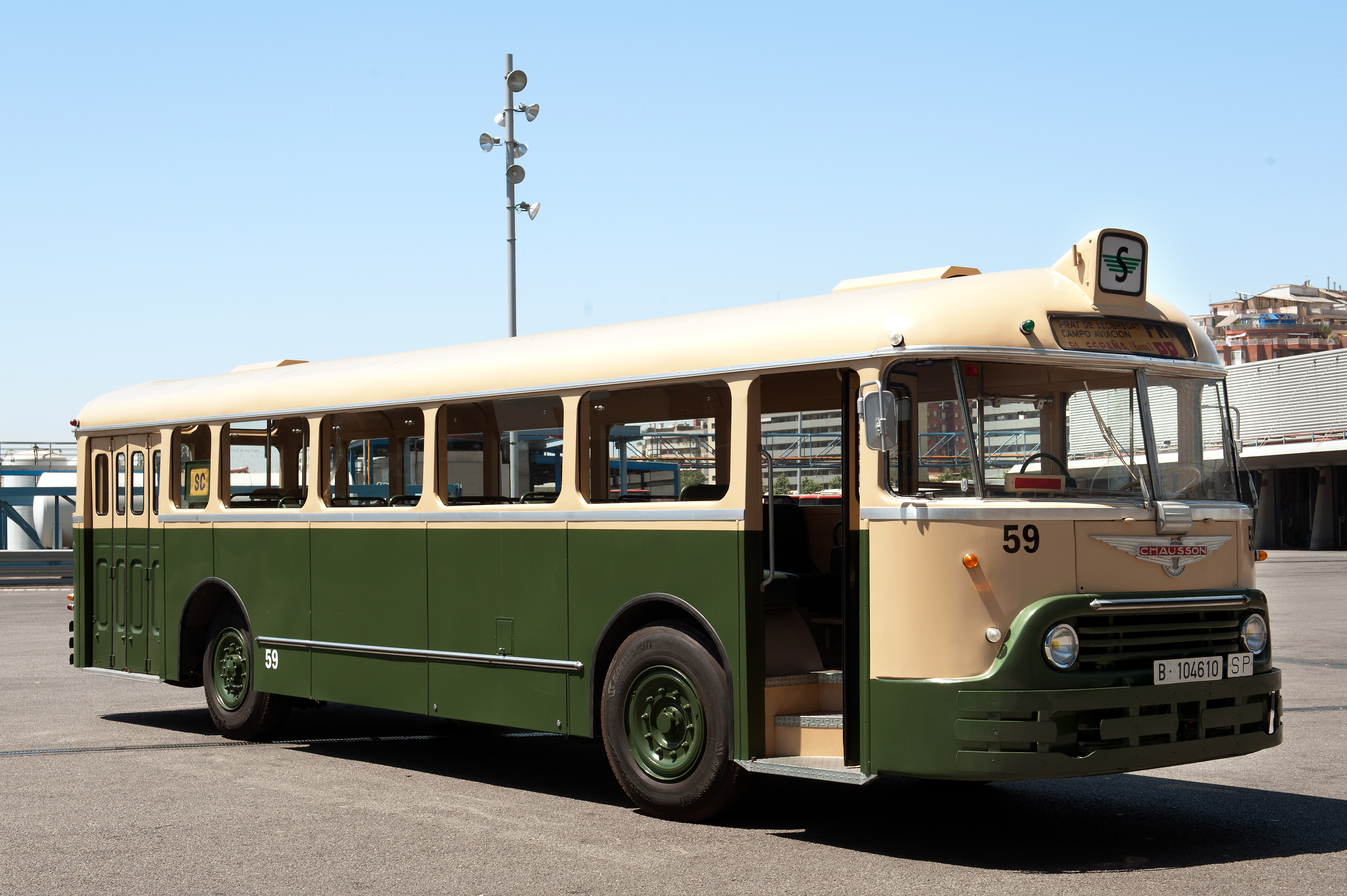 Autobús Chausson d'URBAS preservat per la Fundació TMB / Foto: Arxiu TMB