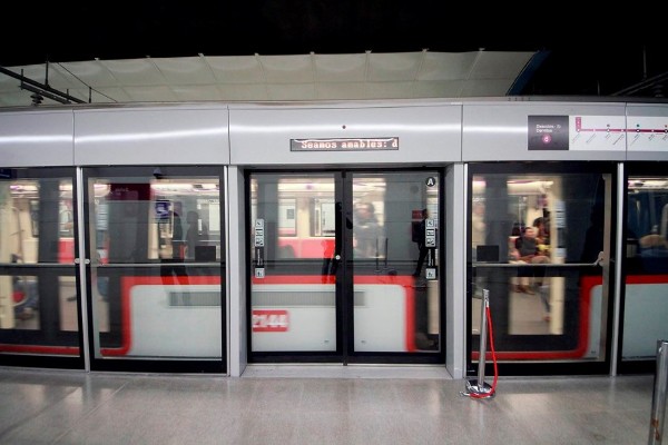 La línia automàtica 6 del metro de Santiago ha entrat en funcionament aquest mes de novembre. Imatge: web t13.cl
