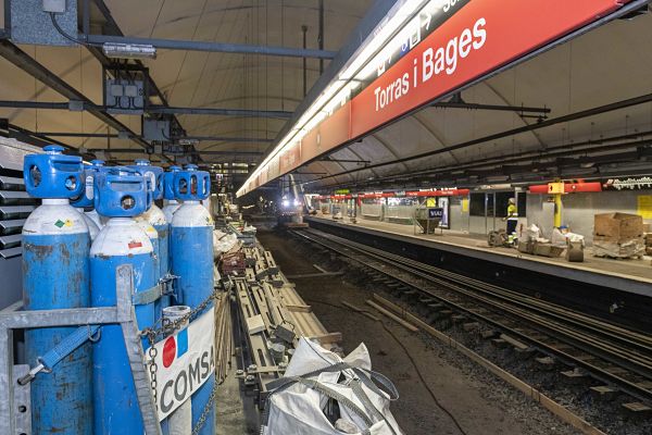 Material d'obra a l'estació Torras i Bages / Foto: Miguel Ángel Cuartero (TMB)