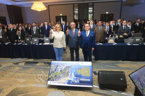 TMB present a l'assamblea general d'ALAMYS celebrada a Lima. /Foto: TMB