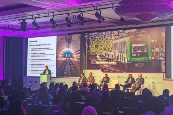 TMB present a l'assamblea general d'ALAMYS celebrada a Lima. /Foto: TMB