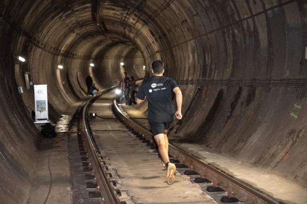 Cursa Nocturna pels túnels del metro . /M.A. Cuartero (TMB)