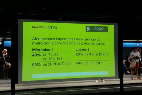 Missatge sobre les aurades de metro al Mou TV / Foto: TMB