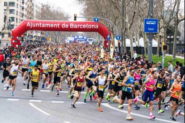 Imatge d'una edició anterior de la cursa / Foto: Web eDreams Mitja Barcelona
