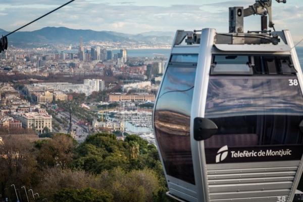 Vista del telefèric des de Montjuïc. /Foto: TMB