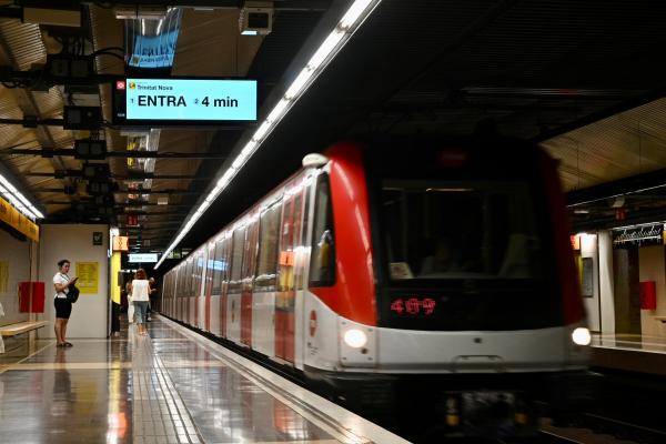 Noves pantalles d'informació a l'usuari de metro. /Foto: PEP HERRERO (TMB)