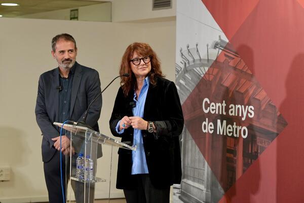 La presidenta, Laia Bonet, i el Conseller Delegat, Xavier Flores, durant la presentació dels actes del Centenari. /Foto: M.A. Cuartero (TMB)