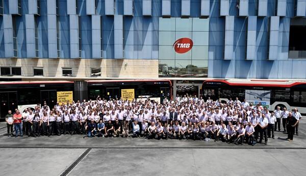 Les noves incorporacions com a personal de conducció de bus de TMB per aquest estiu 2025 / Foto: Miguel Ángel Cuartero (TMB)