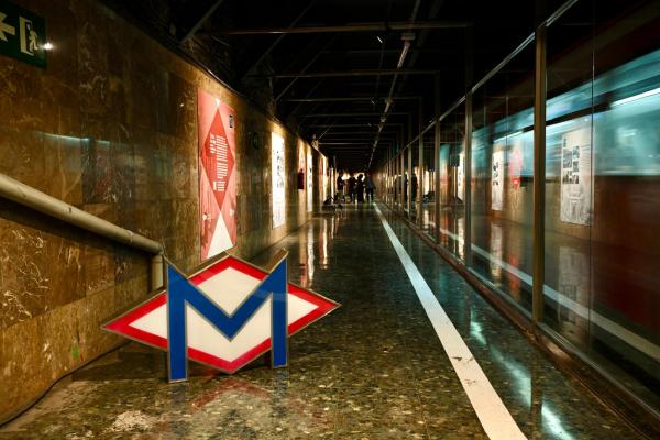 L'andana de l'estació 'fantasma' de Gaudí preparada per rebre les visites amb motiu del Centenari de metro / Foto: Miguel Ángel Cuartero (TMB)