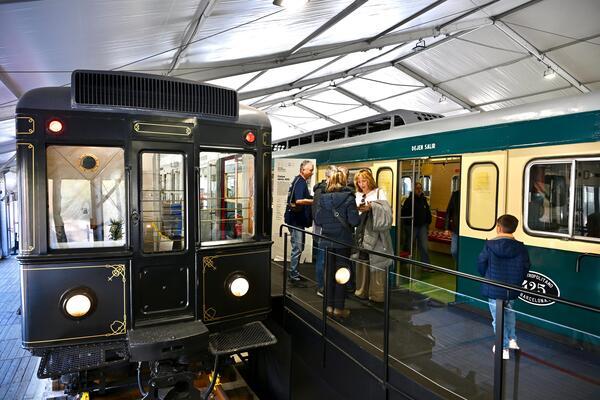 Imatge de la jornada de l'exposició de trens restaurats / Font: Pep Herrero (TMB)