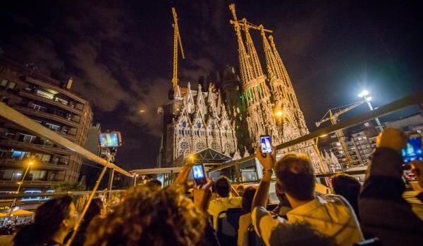 La Sagrada Família al Barcelona Night Tour. /Foto: TMB