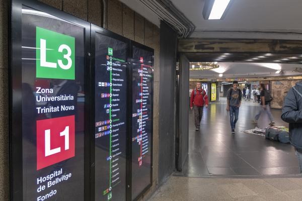Enllaç L1 i L3 de l'estació de Catalunya / TMB