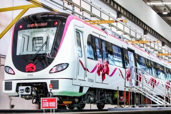 El nou tren està decorat amb elements que recorden el passat de la ciutat de Luoyang / Foto: Imatge publicada a Metro Report International