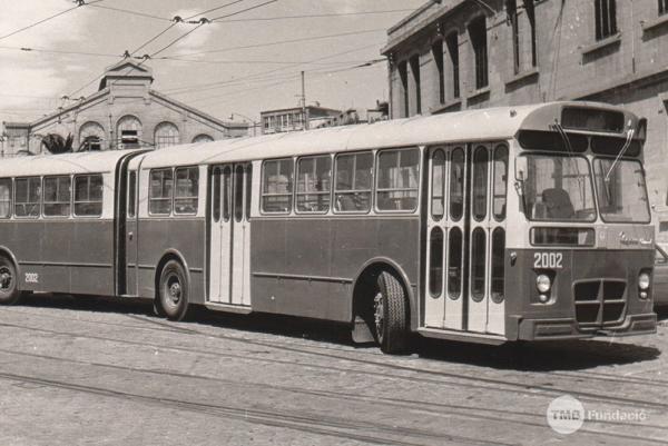 Autobús Pegaso 6035 articulat / Foto: Arxiu TMB