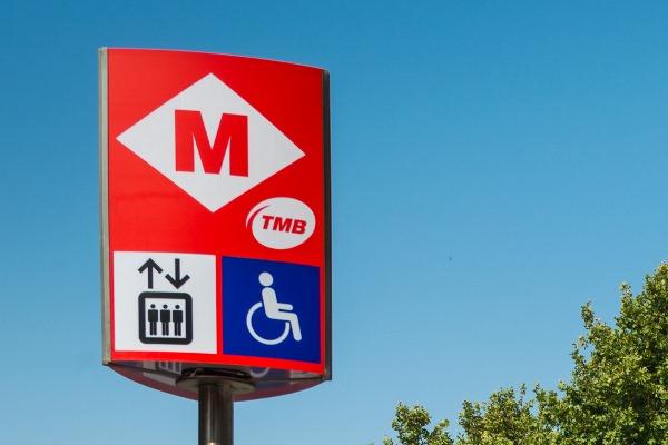 Banderola d'una estació de metro / Foto: TMB