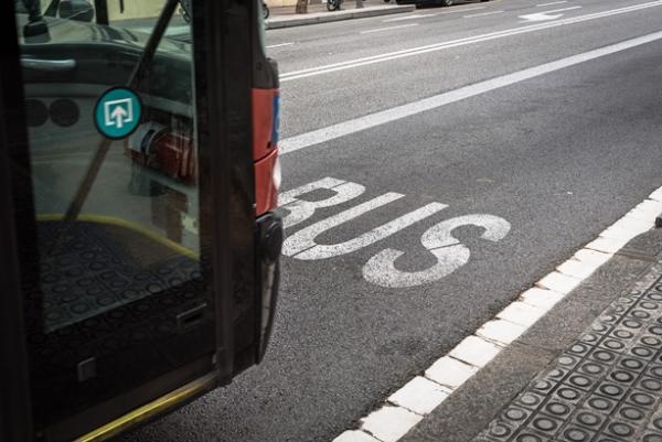 Carril bus a Barcelona / Foto: Arxiu TMB