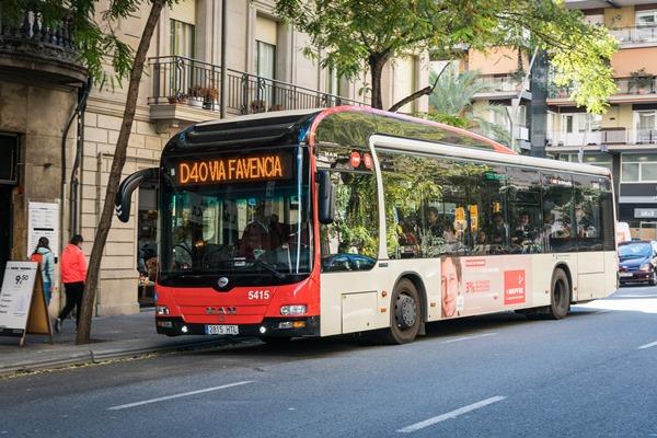 La línia D40 patirà alteracions per les obres a la plaça d'Espanya / Foto: TMB