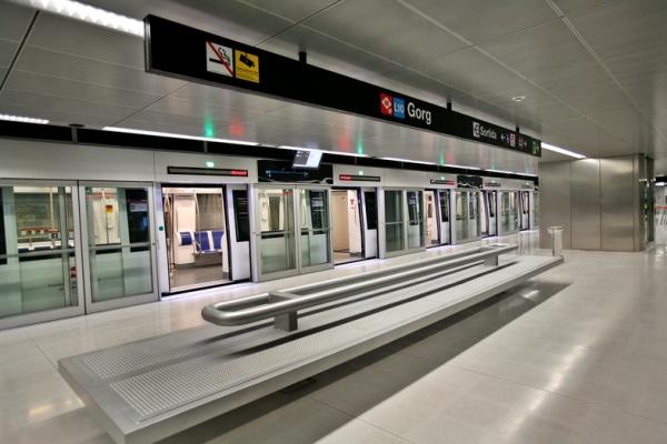 Estació de metro Gorg L10 / Foto: Arxiu TMB