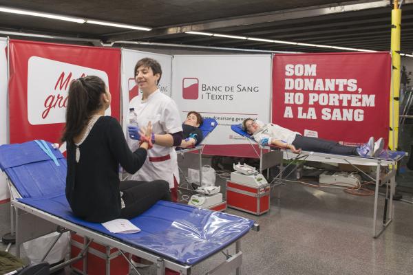Donació de sang a Universitat durant el 2015 / Foto: Miguel Ángel Cuartero (TMB)
