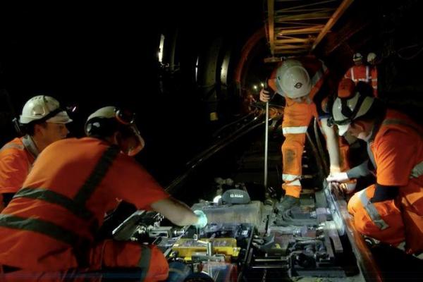 Una de les imatges a l'interior dels túnels del metro londinenc: / Foto: ‘Inside the tube: going underground’