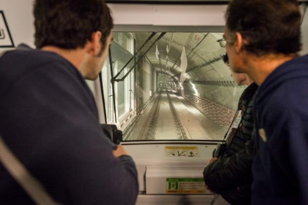 Imatge del túnel de la línia 9 Sud des d'un comboi / Foto: Miguel Ángel Cuartero