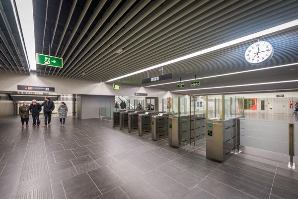 Estació Les Moreres de la línia 9 Sud de metro, inaugurada el 2016 / Foto: Arxiu TMB