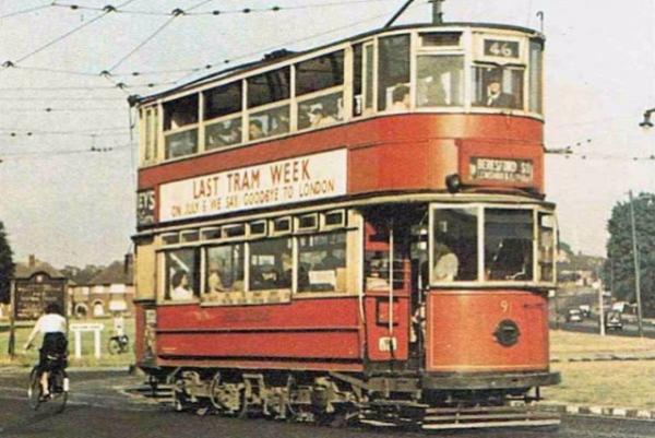 Els darrers tramvies van circular per Londres al 1952 / Imatge: web Vintage Everyday