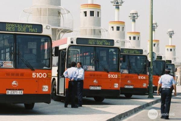 Presentació del nous autobusos Pegaso 6420 l'any1988 / Foto: Arxiu TMB