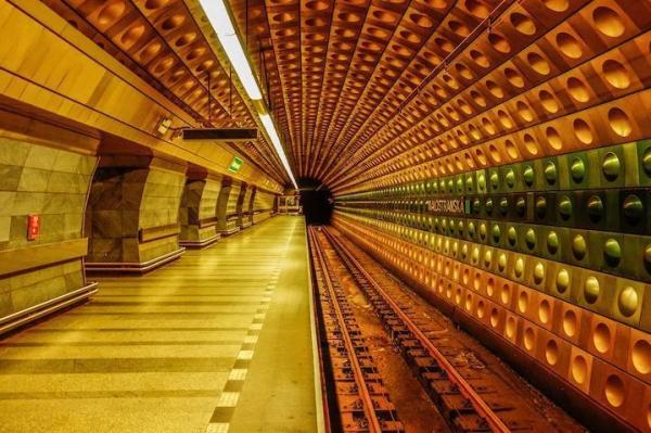 Estació Malostranska del metro de Praga / Foto: Enig Hui