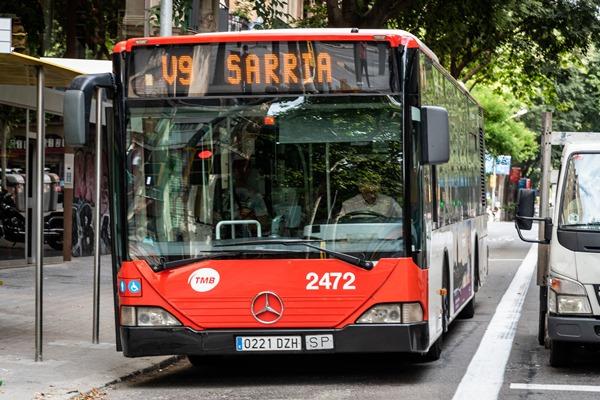 La línia V9 de bus transcorre entre el Poble-sec i Sarrià/ Foto: Pep Herrero (TMB)