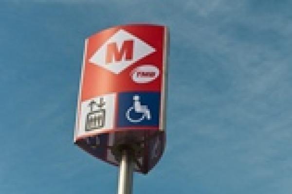 Banderola d'una estació de metro