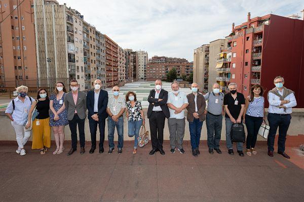 Foto de grup ahir al terrat de l'edifici corporatiu de TMB a la Sagrera / Foto: Miguel Ángel Cuartero (TMB)
