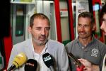 El conseller delegat de TMB, Xavier Flores, atenent als mitjans el dia de la posada en servei del darrer tren de la sèrie 7000 / Foto: Miguel Ángel Cuartero (TMB)
