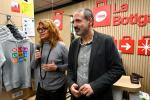 La presidenta de TMB, Laia Bonet, i el conseller delegat de TMB, Xavier Flores, durant l'acte de presentació de La botiga de TMB / Foto: Miguel Ángel Cuartero (TMB)