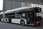 El bus de la firma Solaris, model Urbino 18e, 100% elèctric i de 18 metres de longitud / Foto: Miguel Ángel Cuartero (TMB)