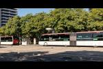 Dos autobusos de la línia H16 carregant les bateries alhora / Foto: Miguel Ángel Cuartero (TMB)