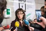 Mercedes Vidal atén els mitjans avui al metro d'Universitat / Foto: Miguel Ángel Cuartero (TMB)