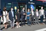 Autoritats i directius en la presentació dels nous autobusos ecològics / Foto: Miguel Ángel Cuartero (TMB)