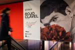 Entrada de l'Espai Mercè Sala que acull l'exposició 'Rojo Clavel' fins al 30 de març / Foto: Pep Herrero (TMB)