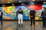 Una alumna d'EINA va explicar la seva experiència de participar en la creació del mural / Foto: Miguel Ángel Cuartero (TMB) 