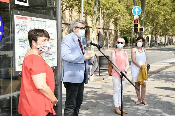 D'esquerra a dreta, Rosa Alarcón, presidenta de TMB i regidora de Mobilitat; Joan Ramon Riera, regidor i president de l'IMPD; Dolors Luna, directiva d'ONCE i Montse Garcia, directiva de la Fundació ECOM / Foto: Miguel Ángel Cuartero (TMB)
