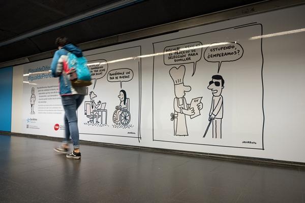 Les il·lustracions estaran exposades tot el mes de desembre / Fotos: Miguel Ángel Cuartero (TMB)