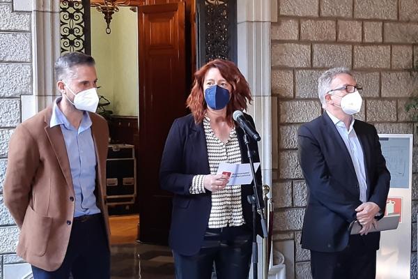 Laia Bonet entre el director de Metro, Òscar Playà i el conseller delegat de TMB, Gerardo Lertxundi / Foto: TMB